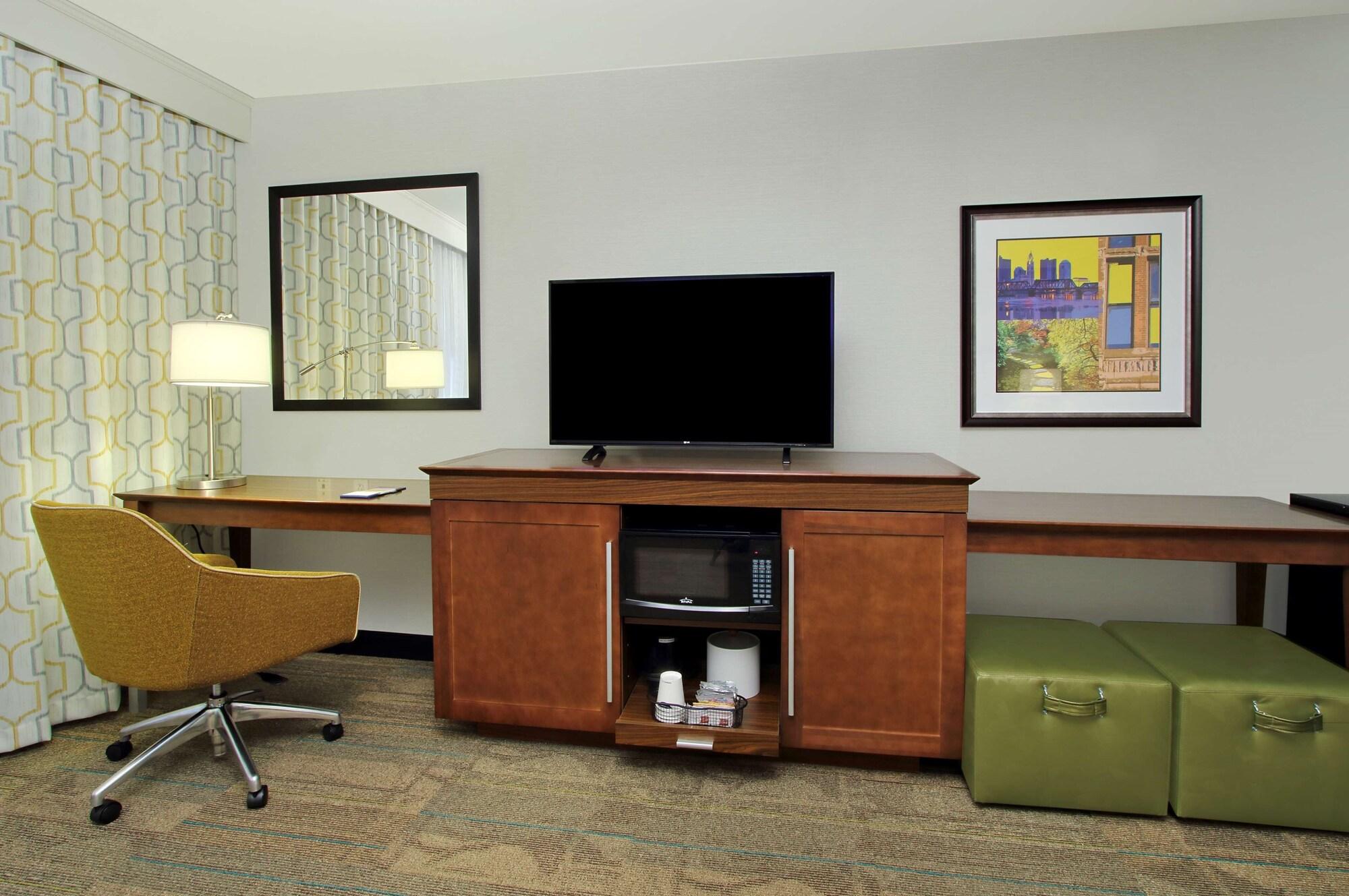 Hampton Inn & Suites Columbus Hilliard Exteriör bild