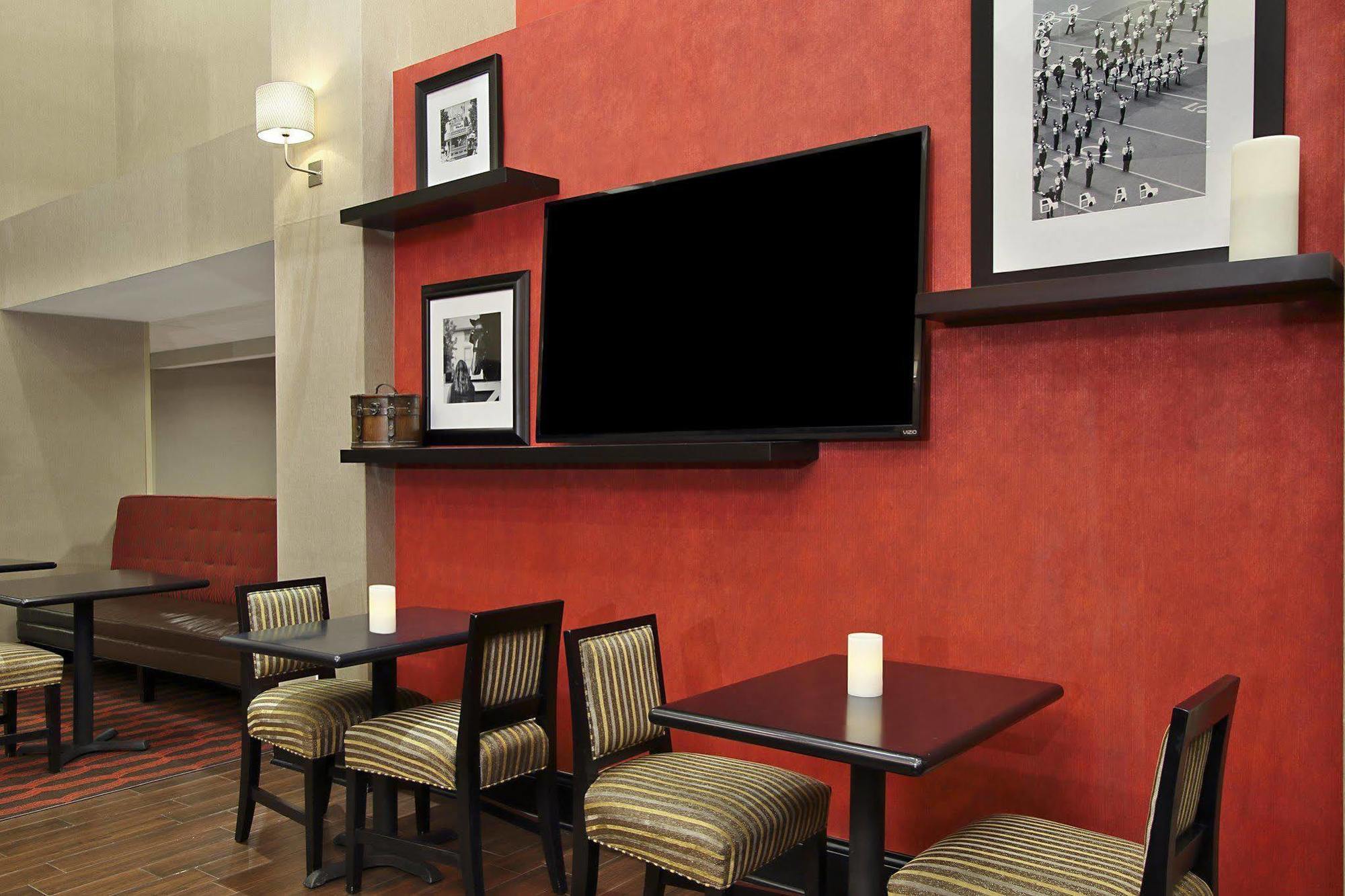 Hampton Inn & Suites Columbus Hilliard Exteriör bild