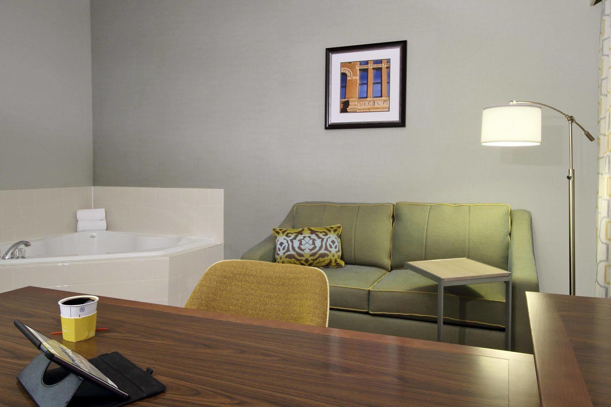 Hampton Inn & Suites Columbus Hilliard Exteriör bild